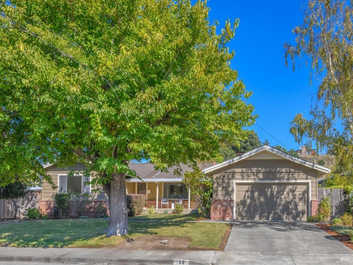 MLS #325092607 img 0