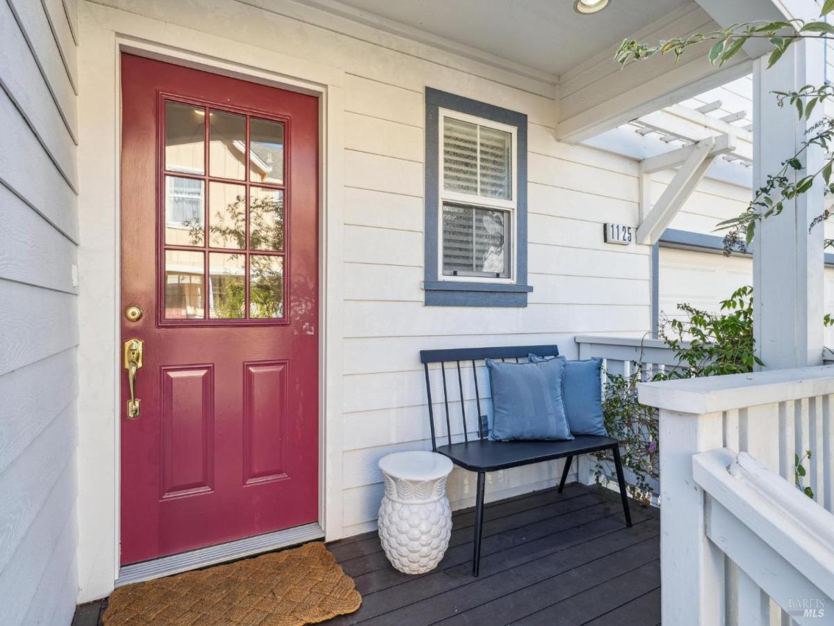 MLS #325092735 img 0