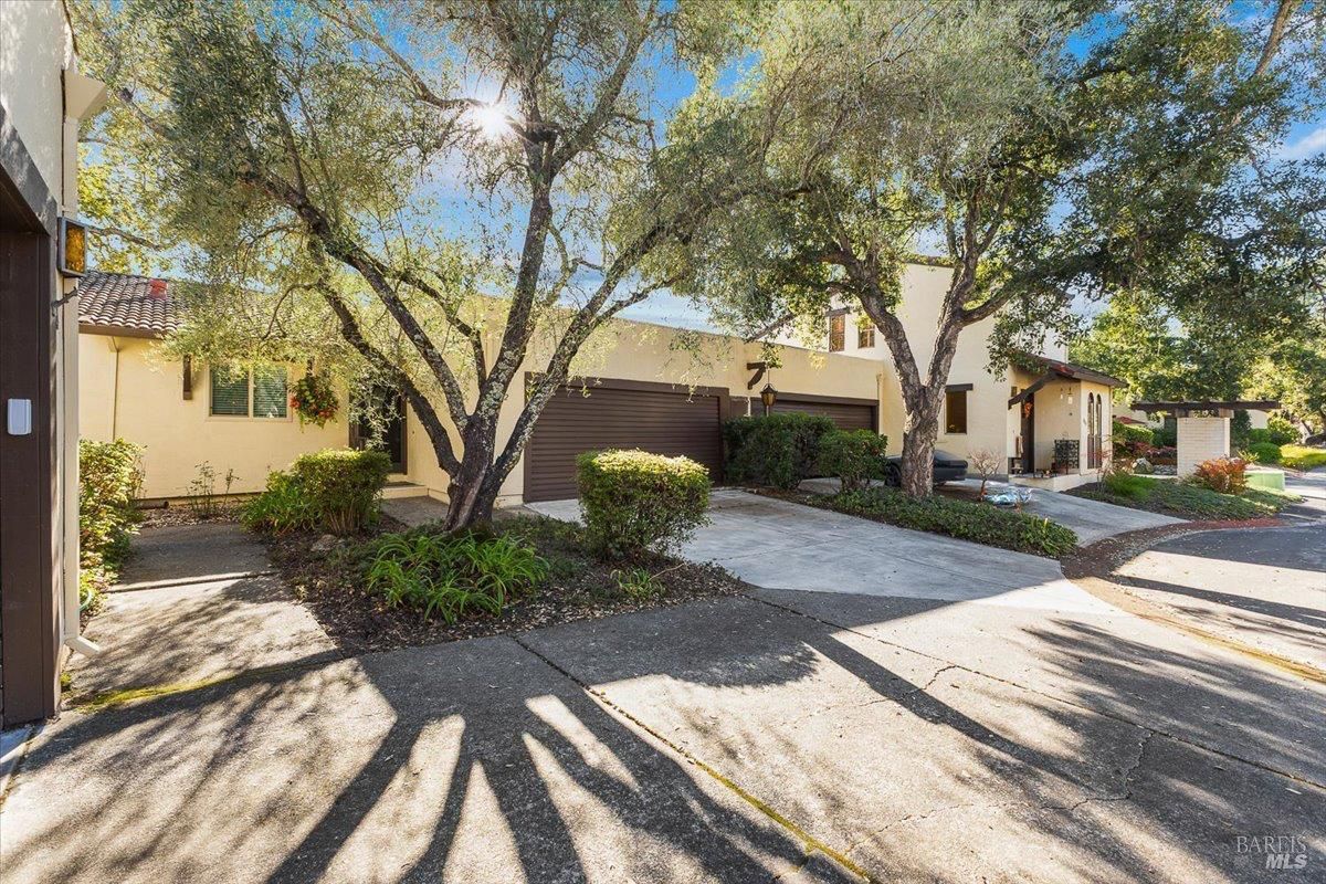 MLS #325093098 img 0