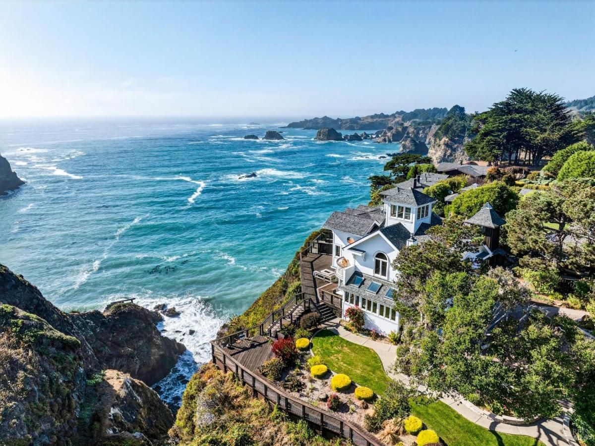 MLS #325093248 img 0