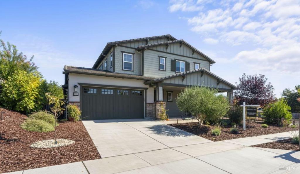 MLS #325093542 img 0