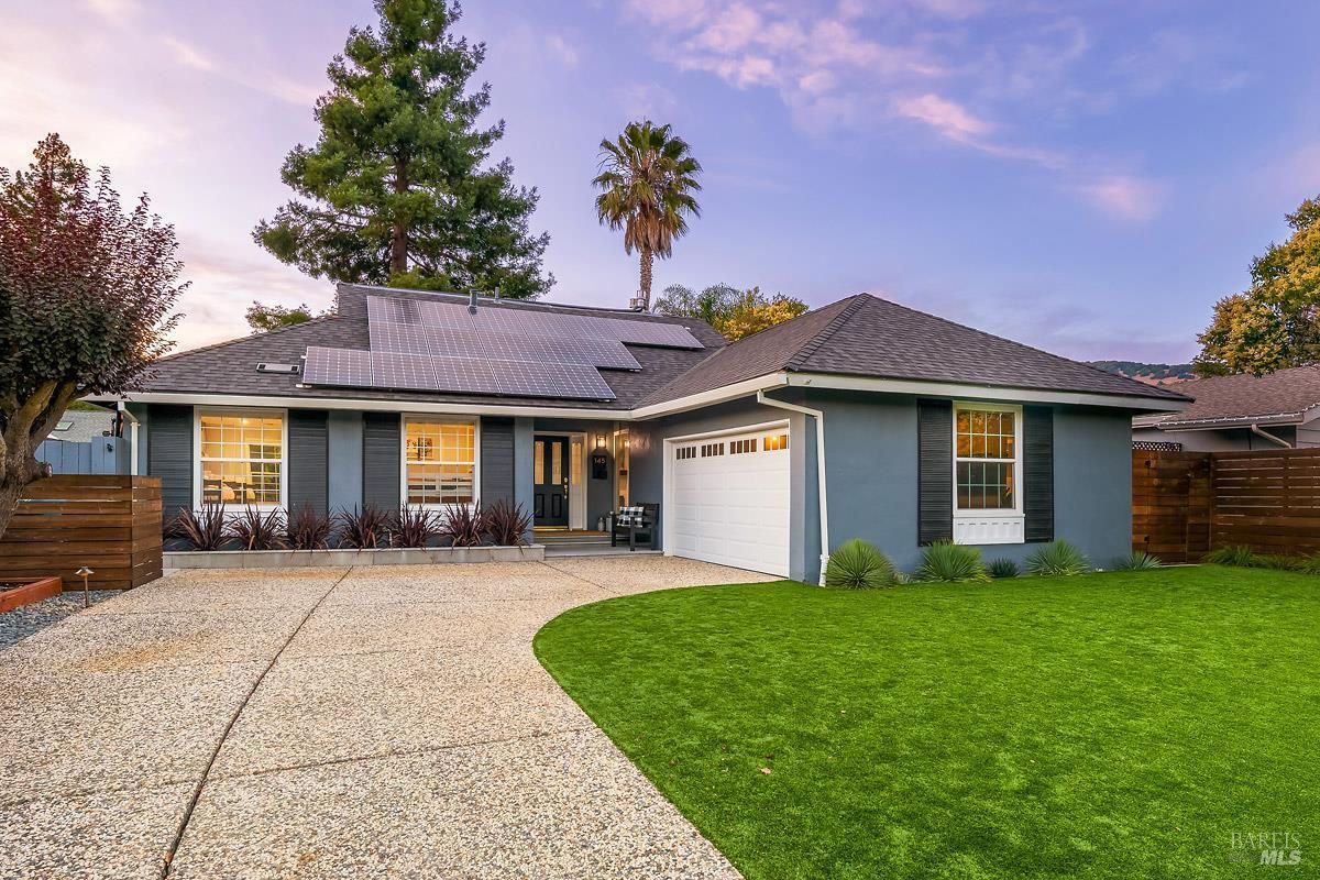 MLS #325094309 img 0