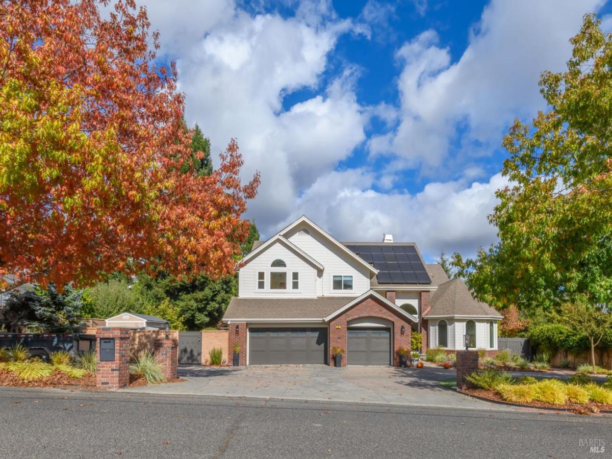 MLS #325094347 img 0