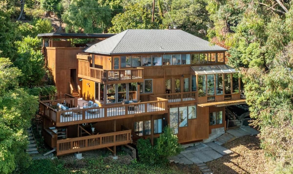 MLS #325094356 img 0