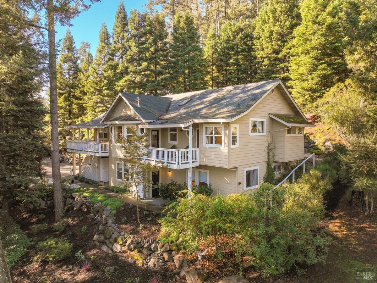 MLS #325094587 img 0