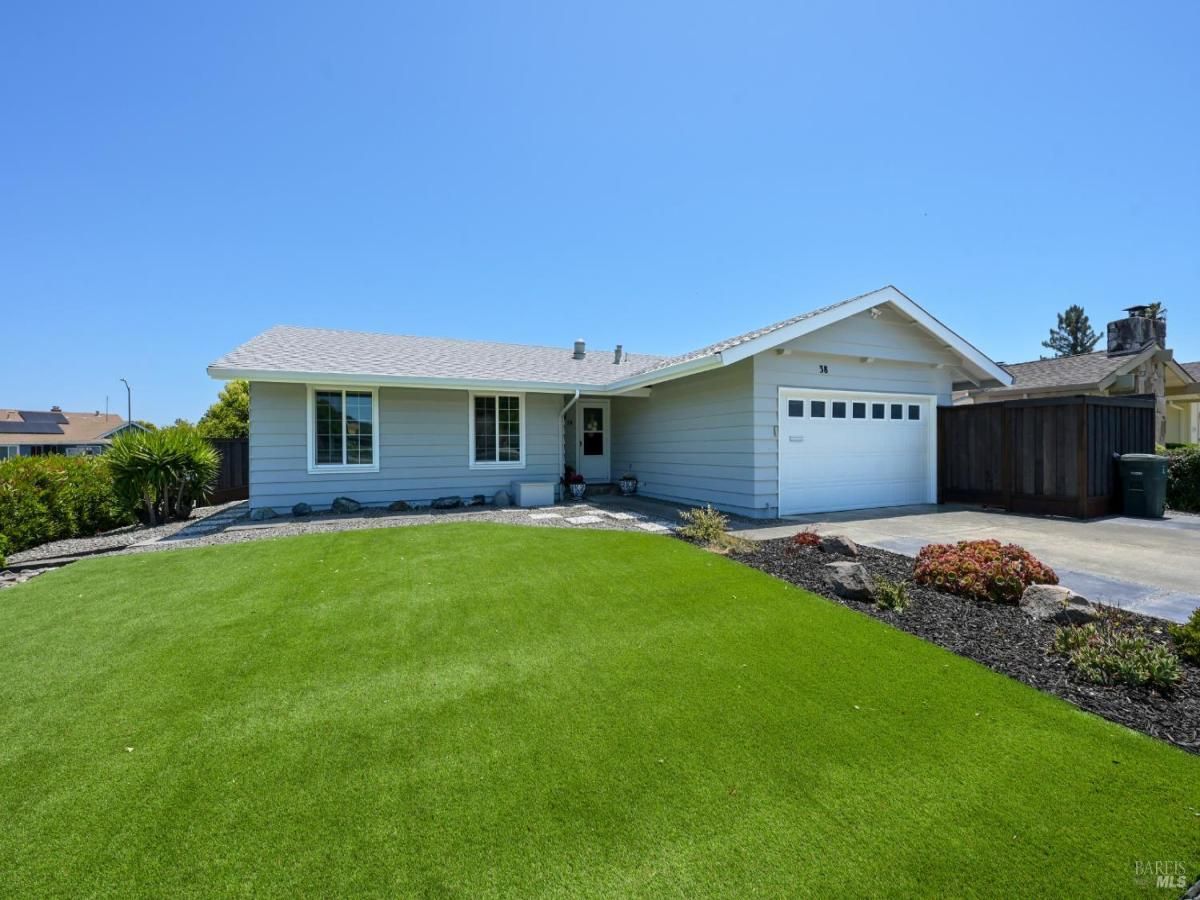 MLS #325094614 img 0