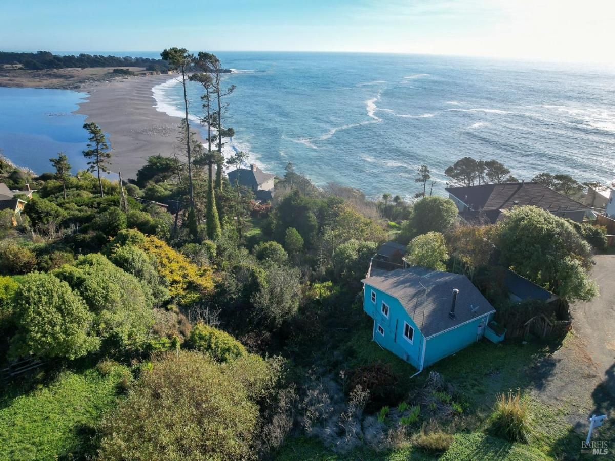 MLS #325094964 img 0