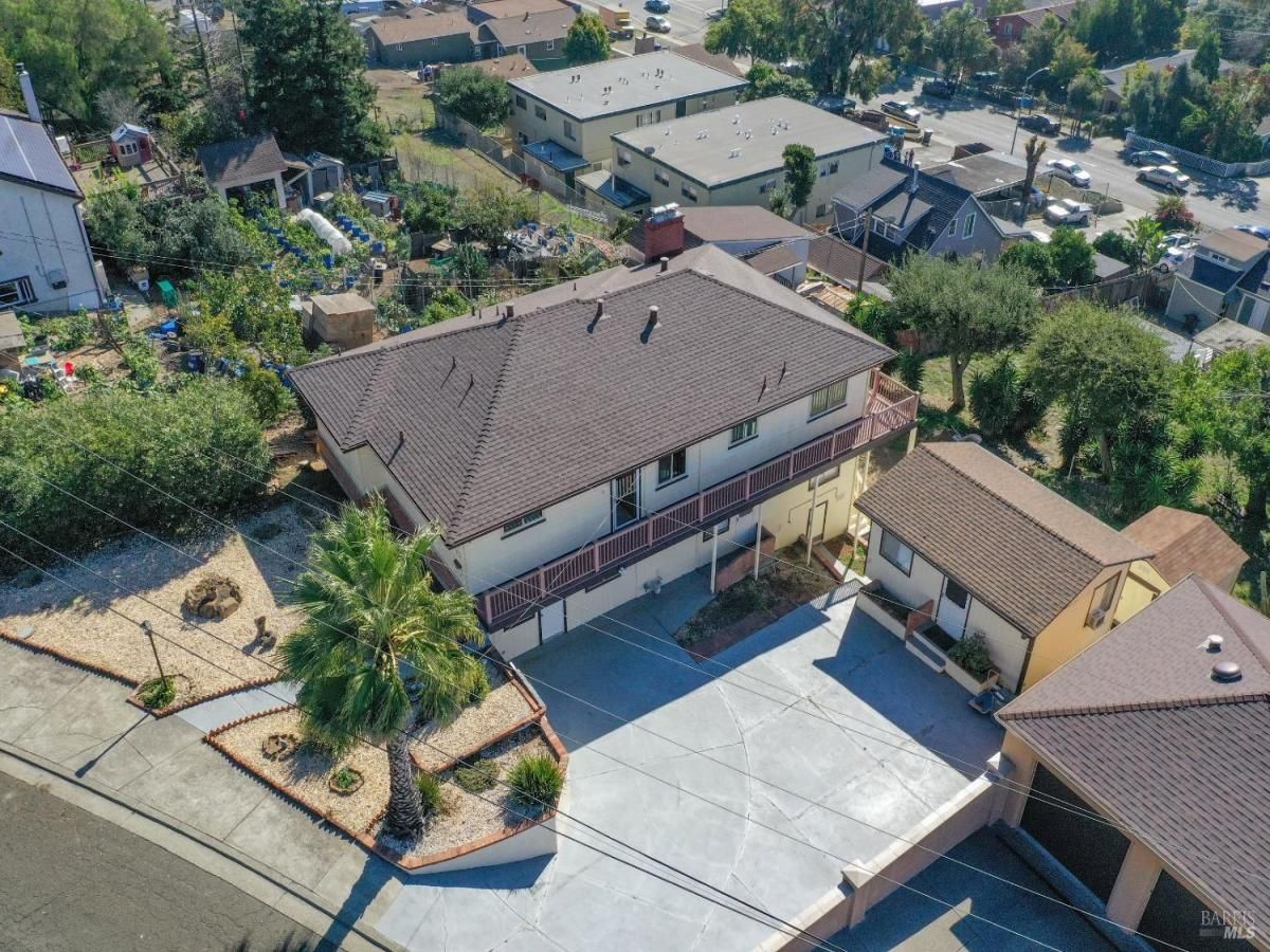 MLS #325094980 img 0