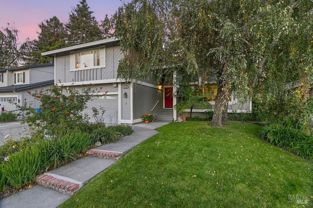 MLS #325095220 img 0