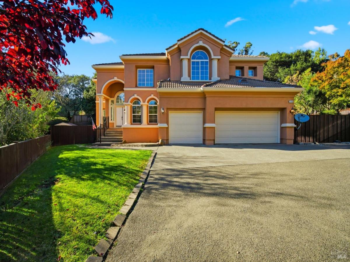 MLS #325095224 img 0