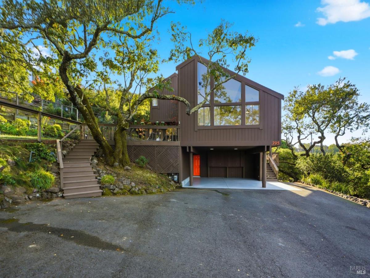 MLS #325095310 img 0