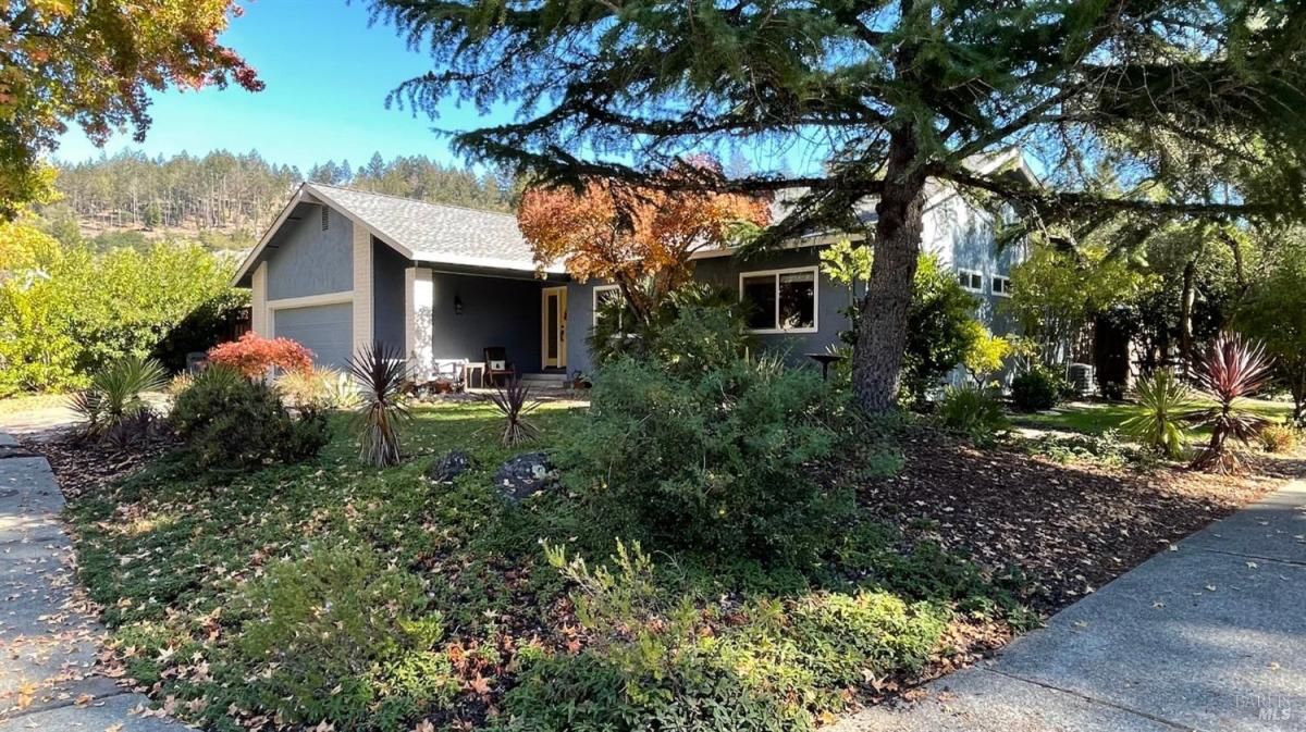 MLS #325095594 img 0