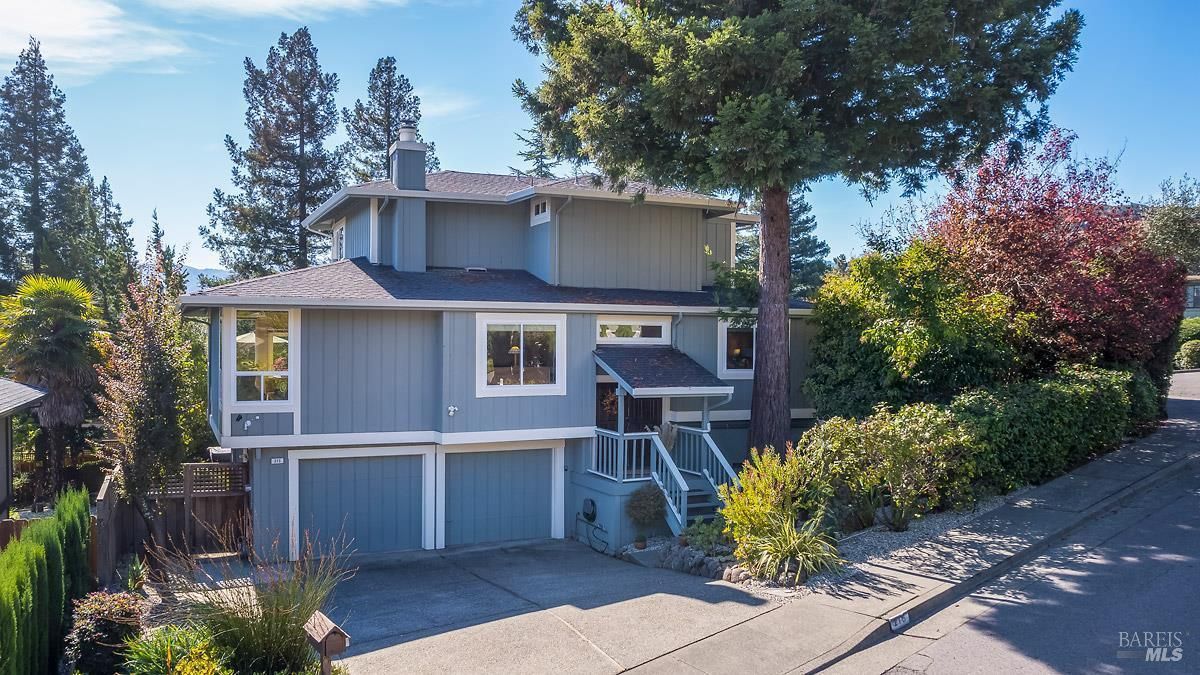 MLS #325095653 img 0