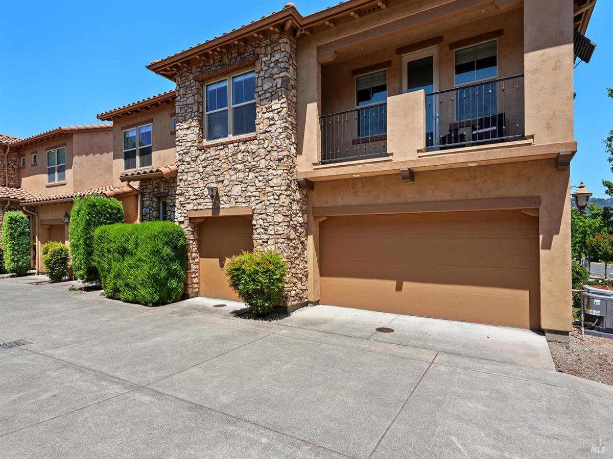 MLS #325095886 img 0