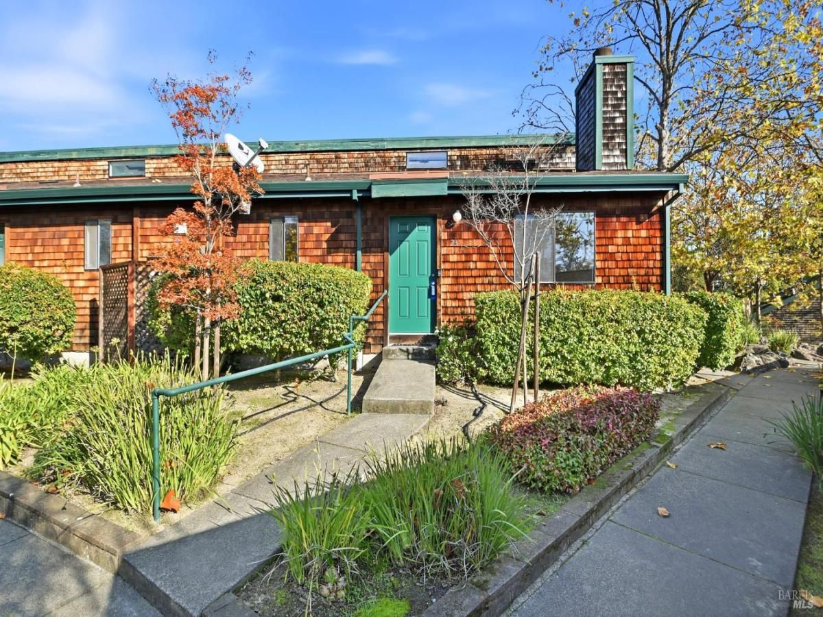 MLS #325096152 img 0