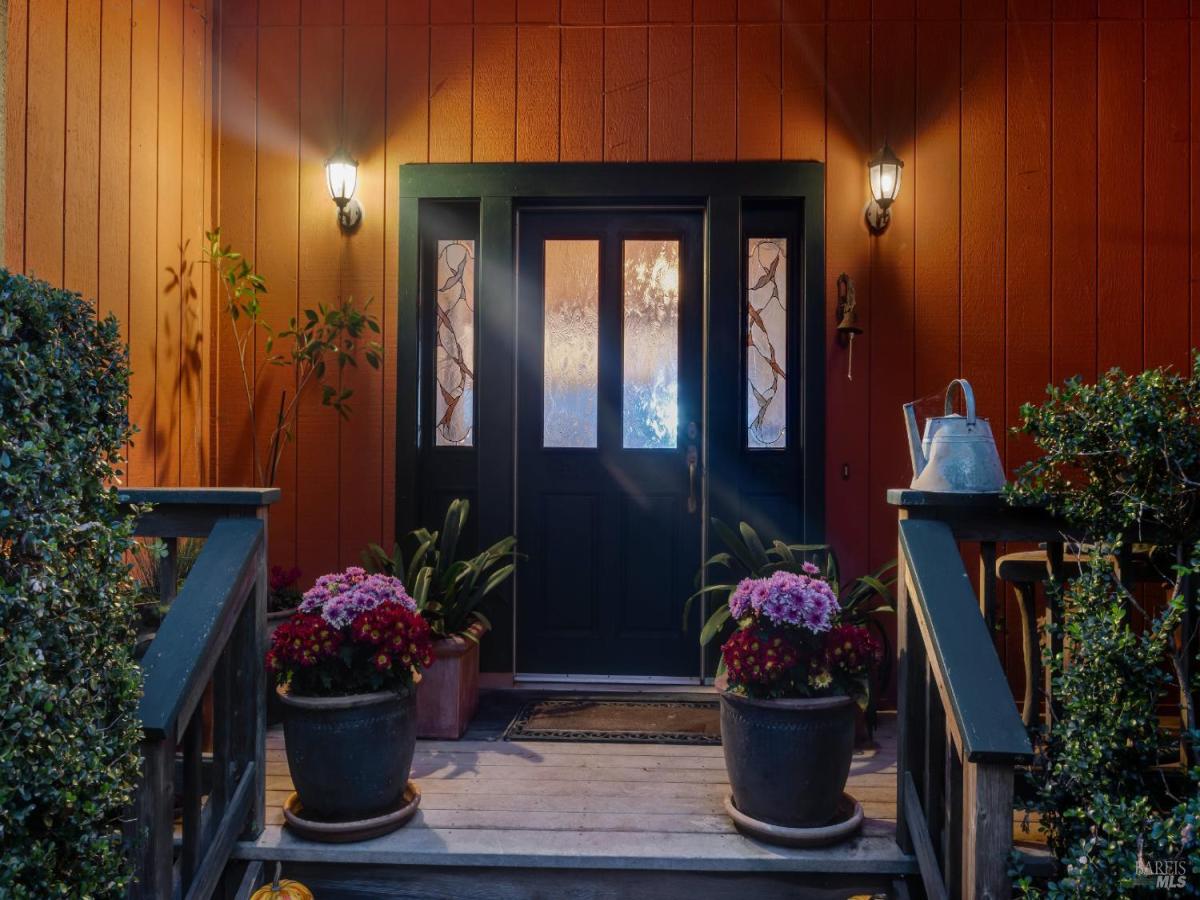 MLS #325096213 img 0