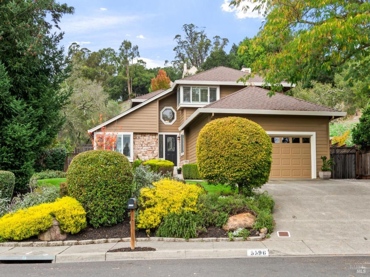 MLS #325096226 img 0