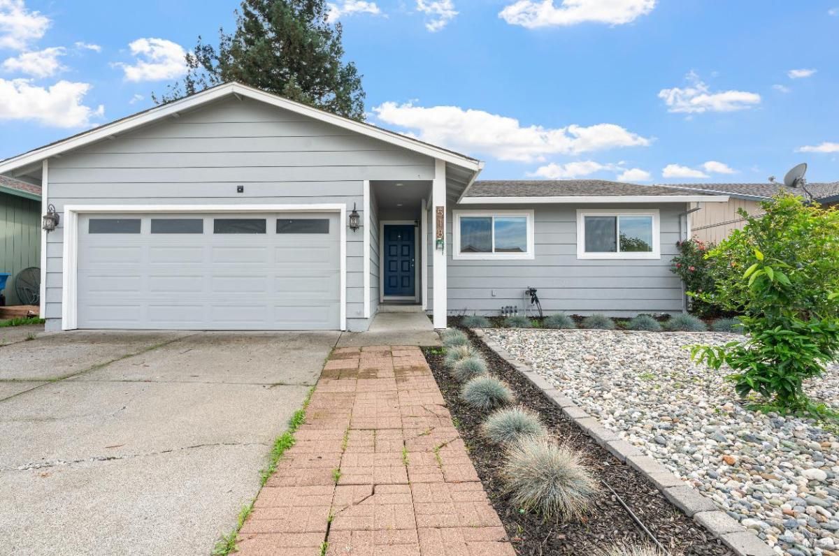 MLS #325097064 img 0