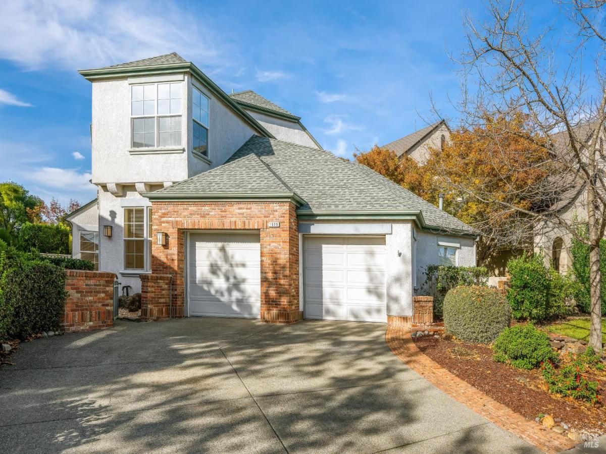 MLS #325097337 img 0