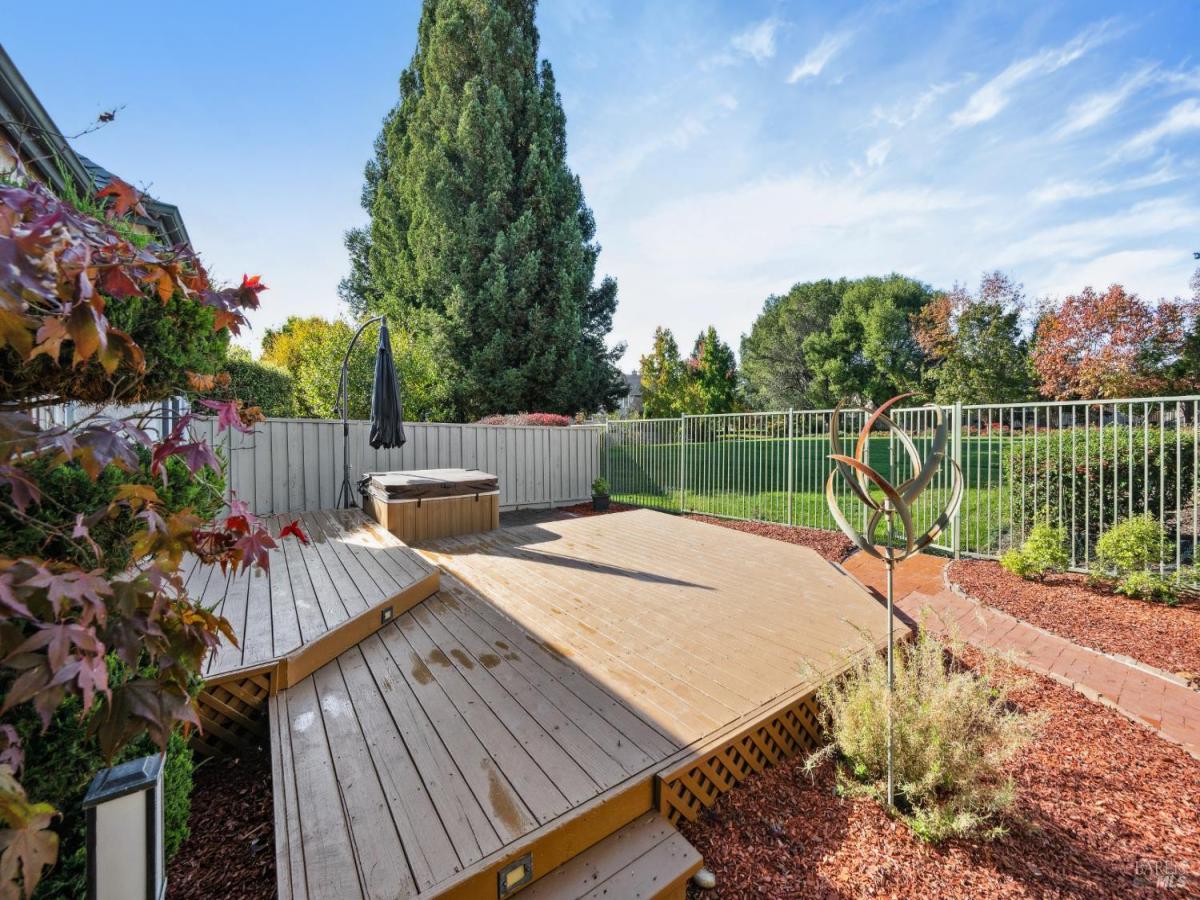 MLS #325097337 img 0