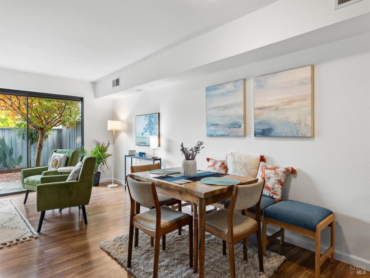 MLS #325097723 img 0