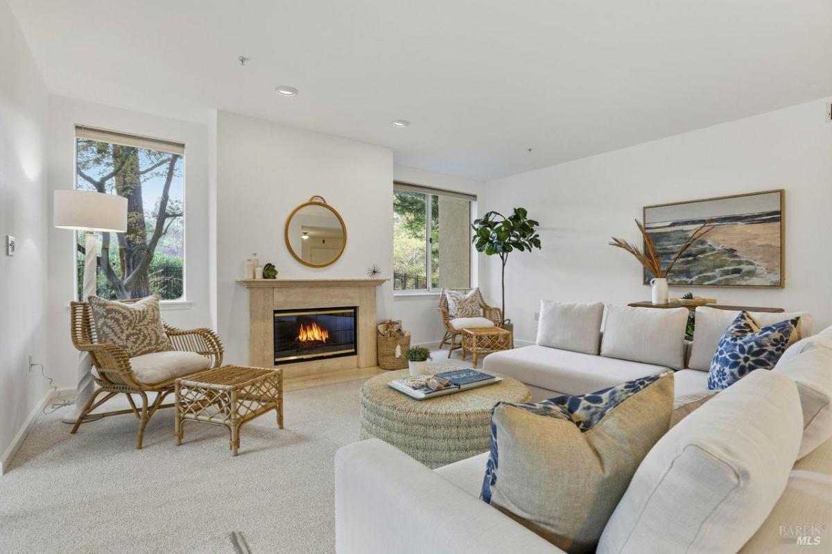 MLS #325098140 img 0