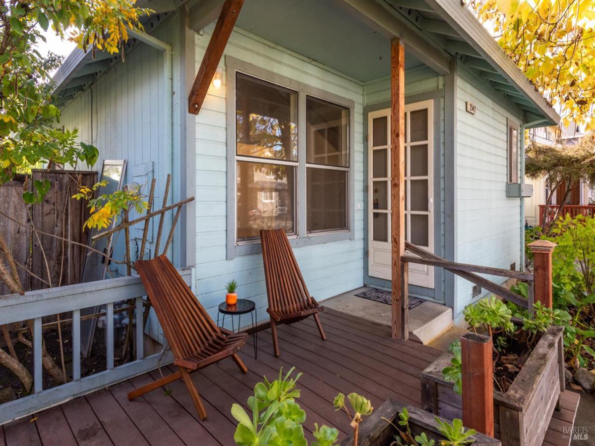 MLS #325098900 img 0