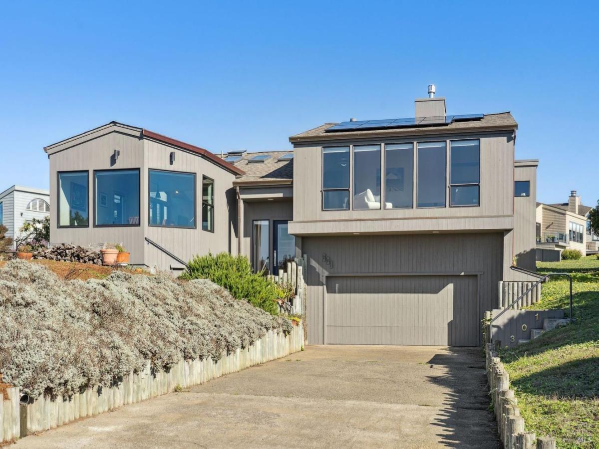 MLS #325099154 img 0