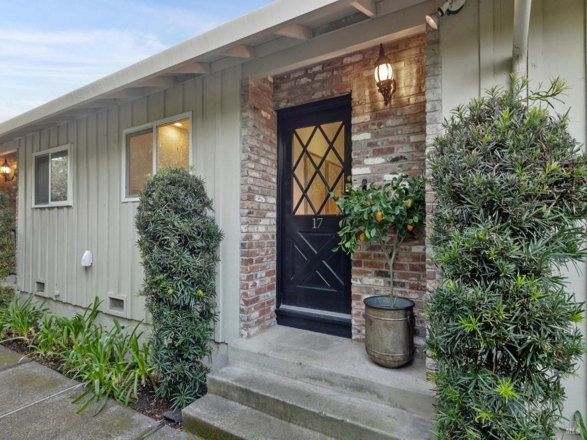 MLS #325099210 img 0