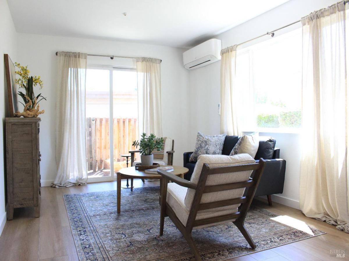 MLS #325099559 img 0