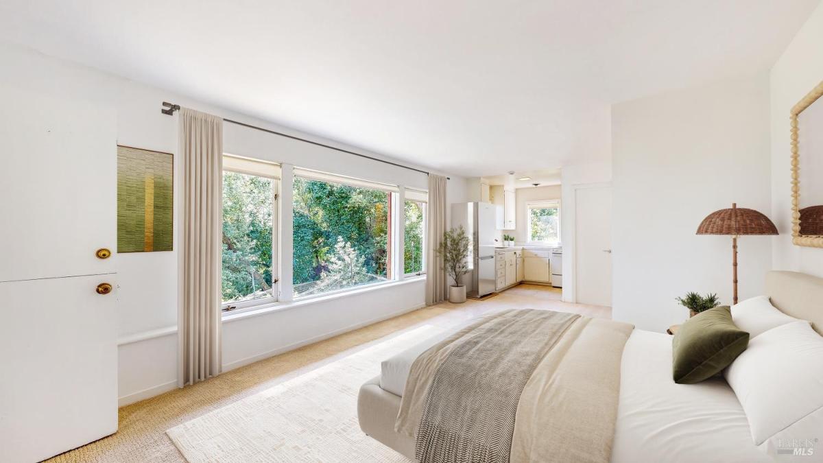 MLS #325099649 img 0