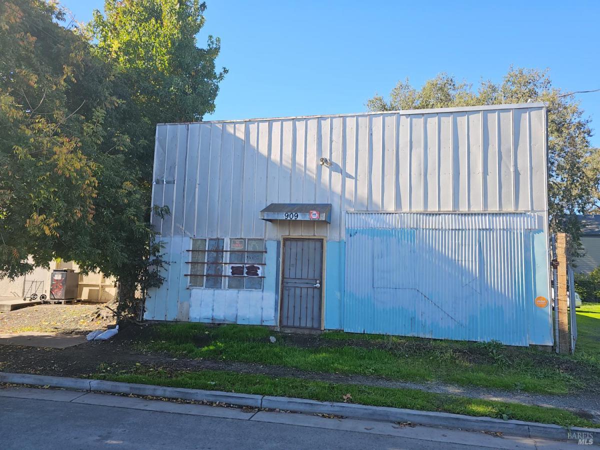 MLS #325099967 img 0