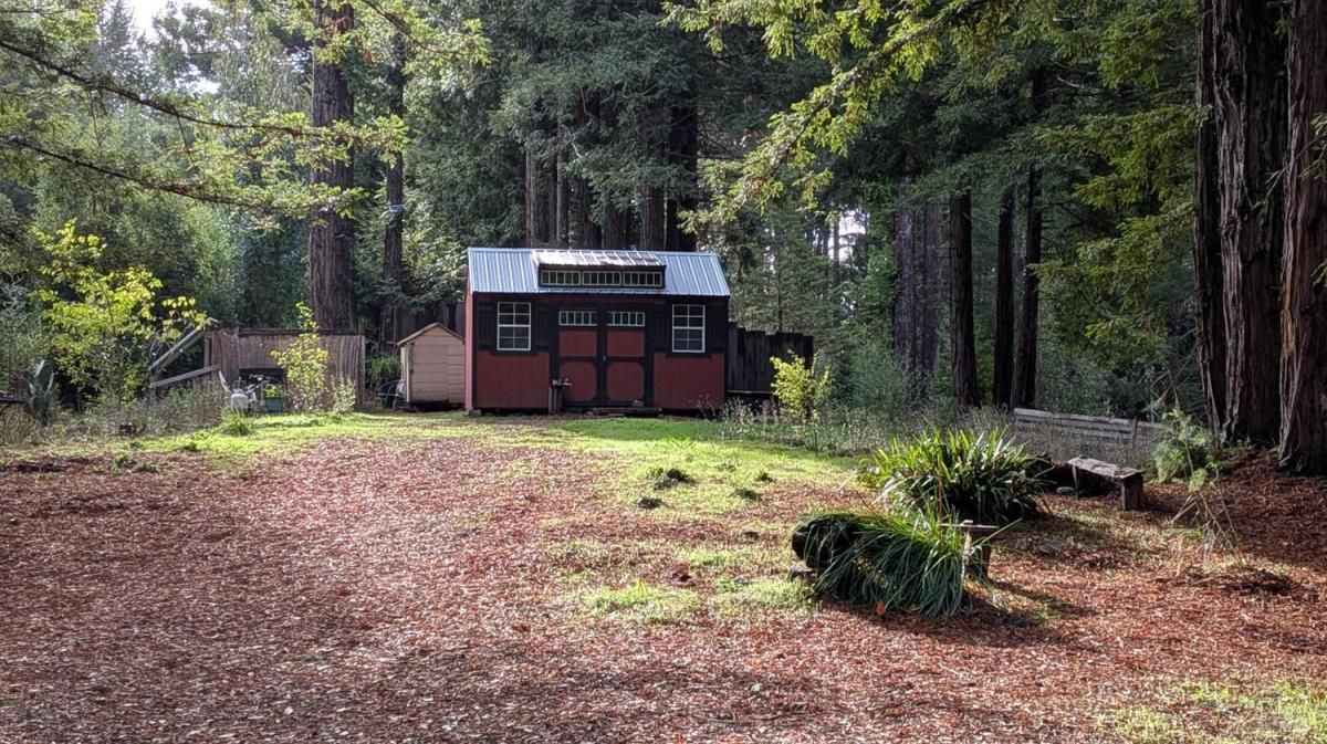 MLS #325100000 img 0