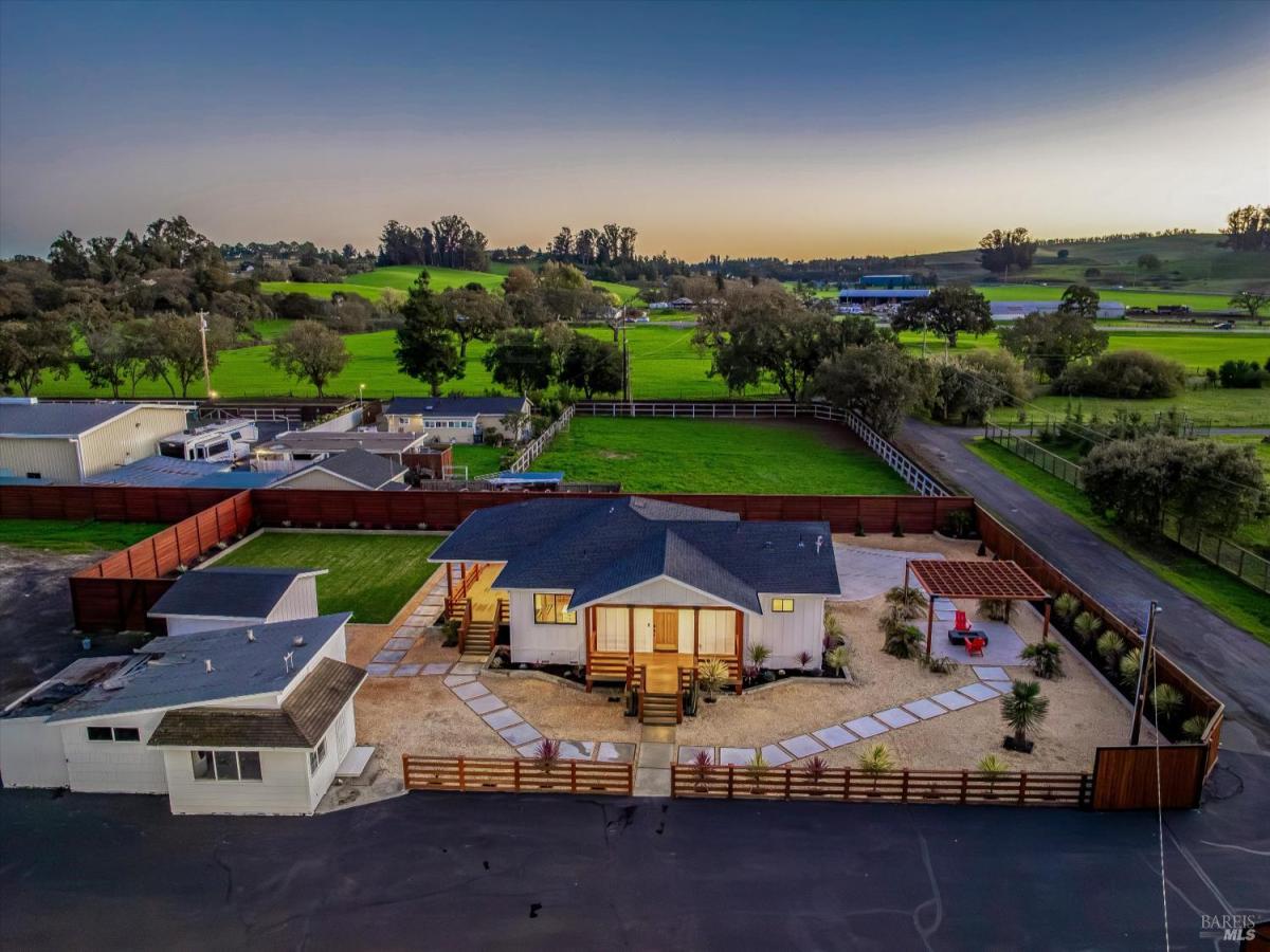 MLS #325100248 img 0