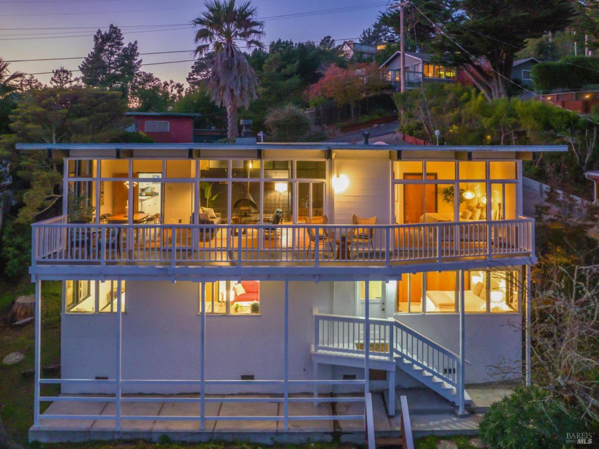 MLS #325100679 img 0