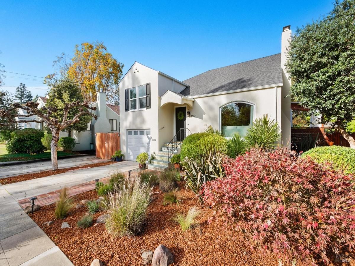 MLS #325100729 img 0