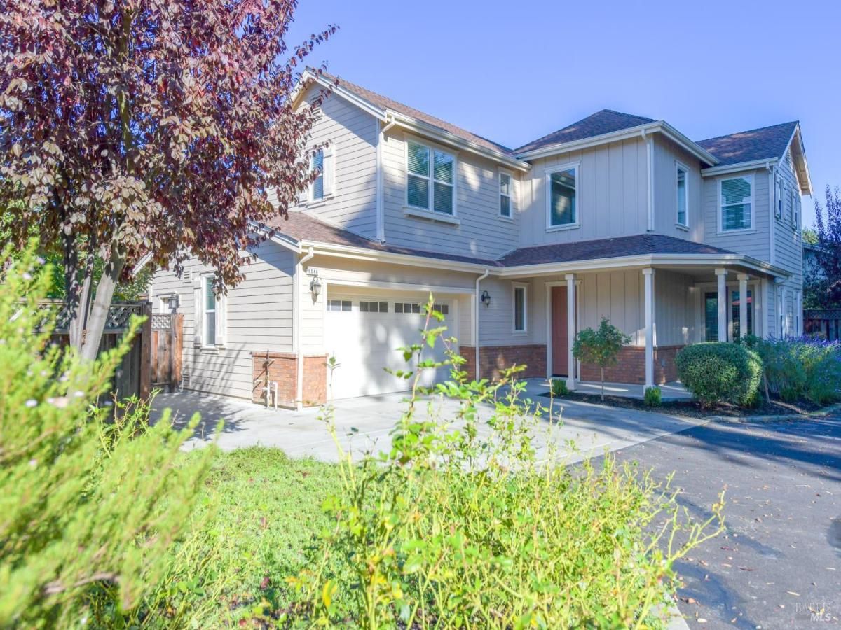 MLS #325100836 img 0