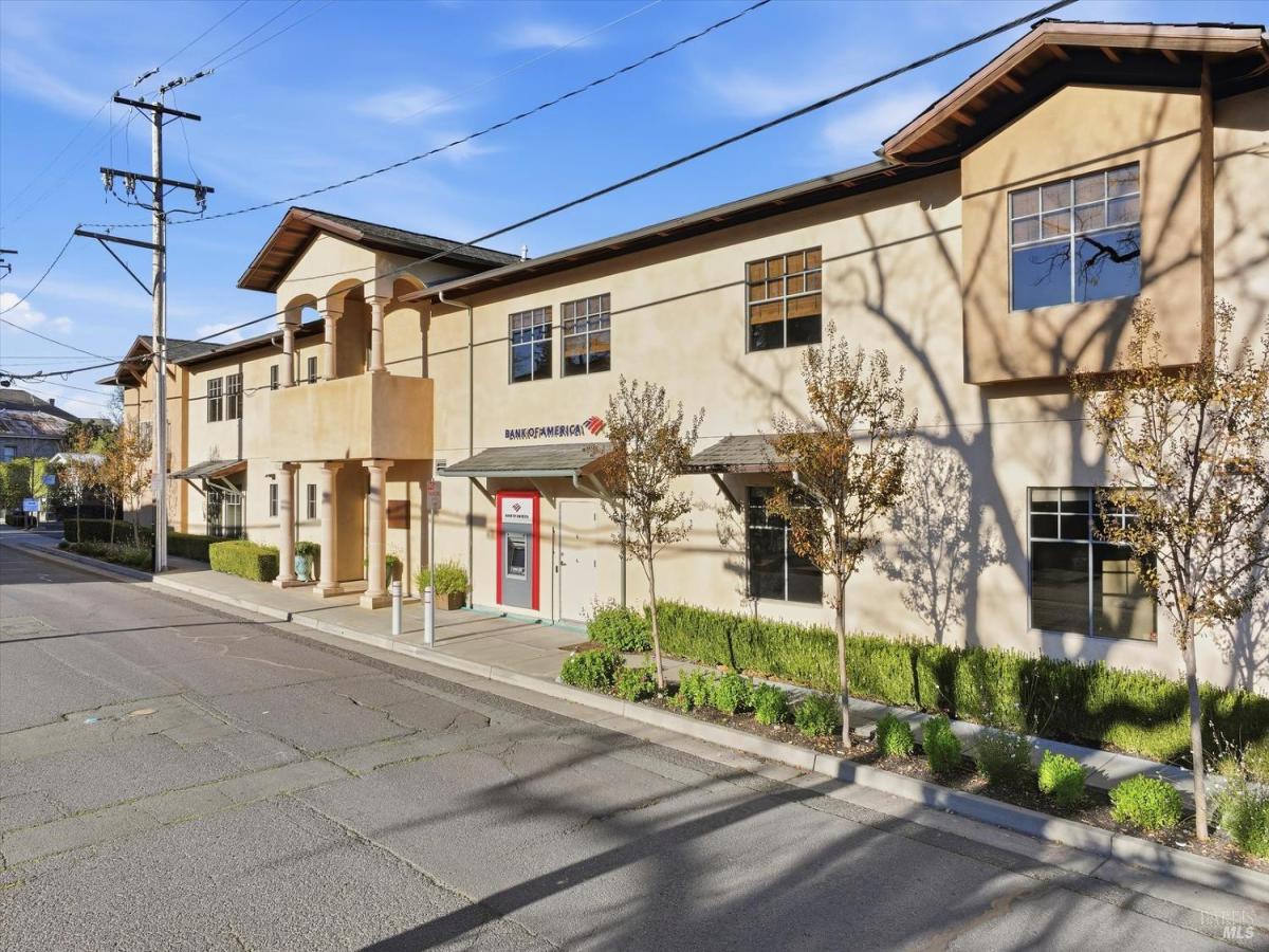 MLS #325100924 img 0