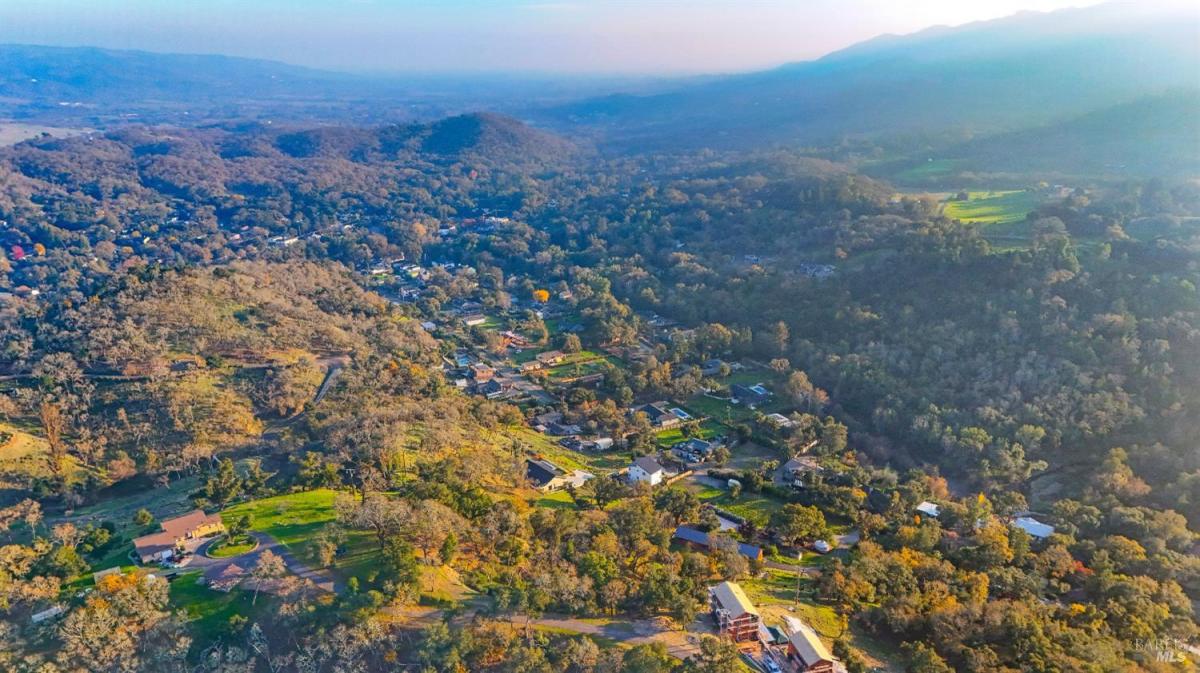 MLS #325101193 img 0