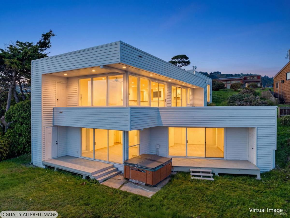 MLS #325101769 img 0