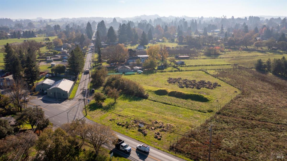 MLS #325101812 img 0