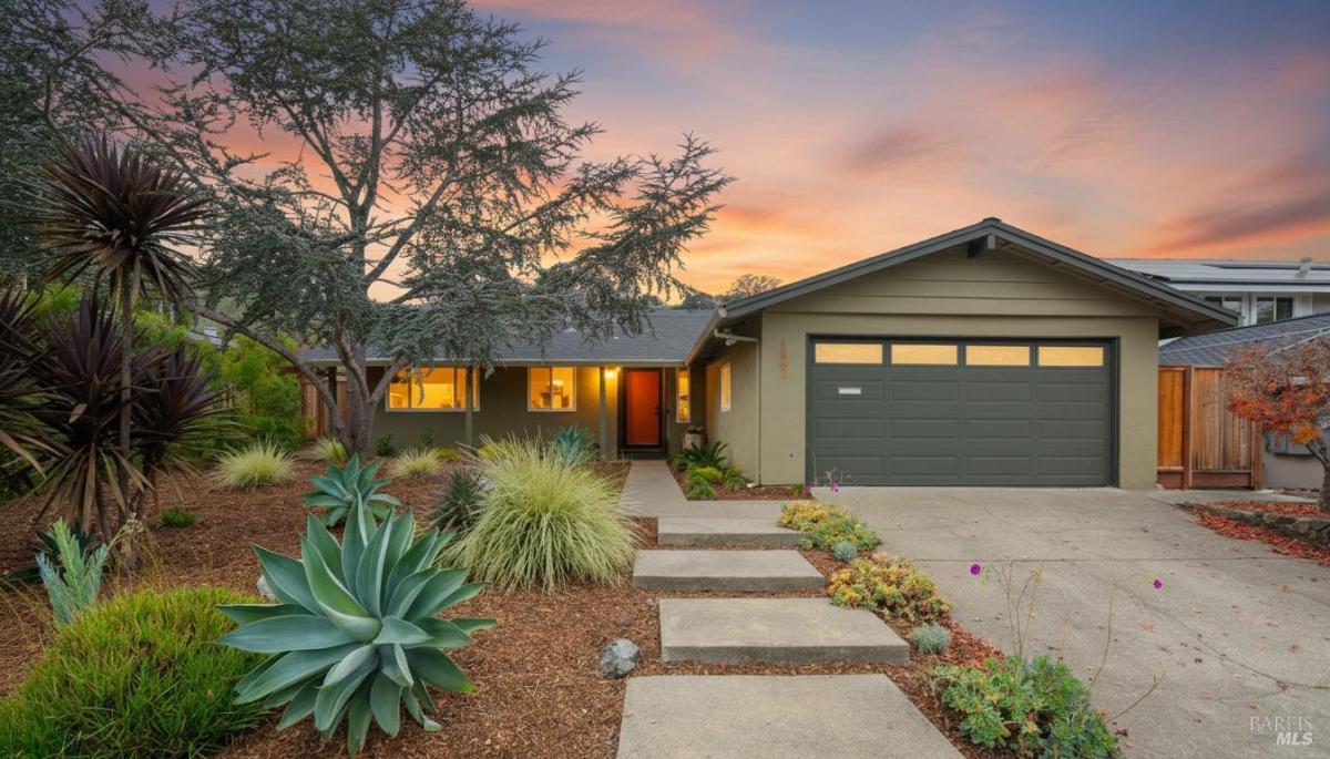 MLS #325102106 img 0