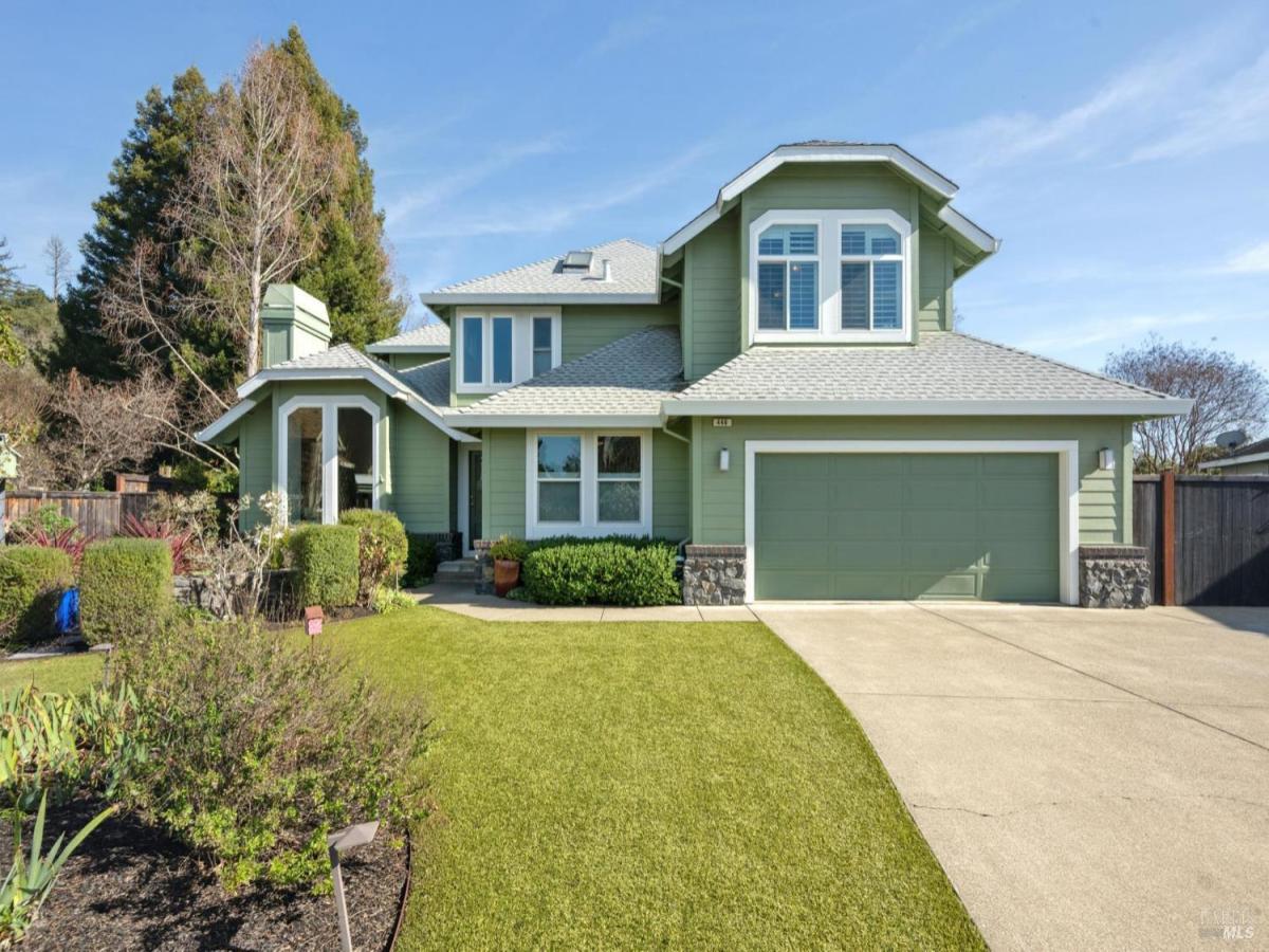 MLS #325102514 img 0