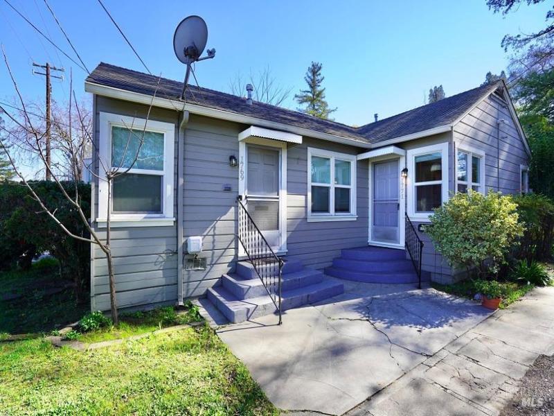 MLS #325102644 img 0