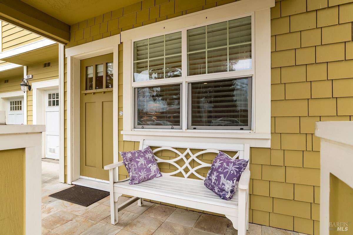 MLS #325102653 img 0