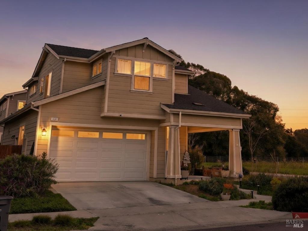 MLS #325102686 img 0