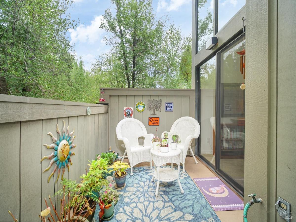 MLS #325102859 img 0