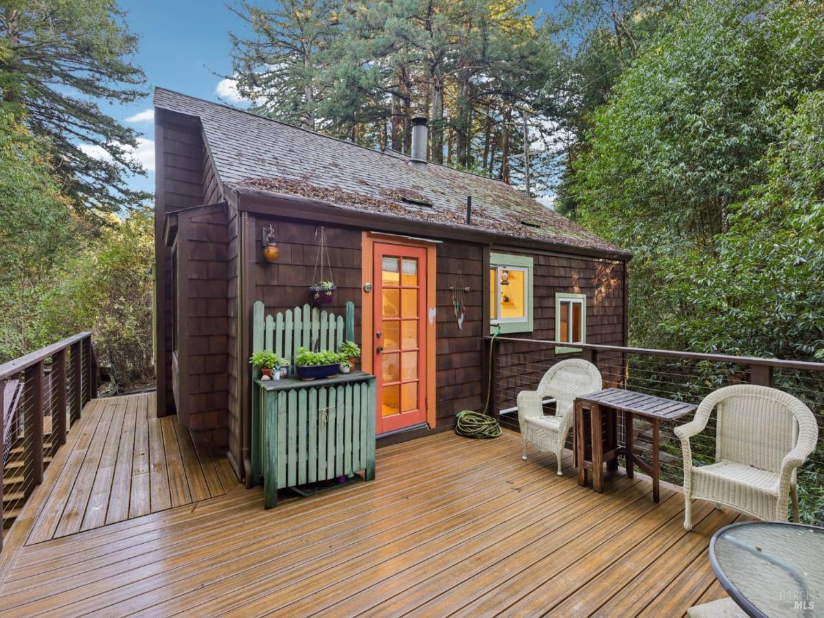 MLS #325102989 img 0