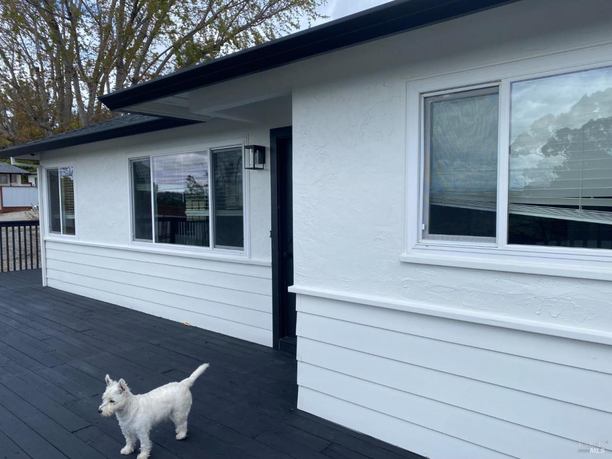 MLS #325103052 img 0