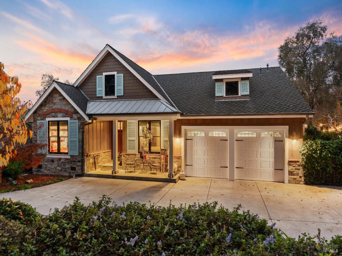 MLS #325103449 img 0